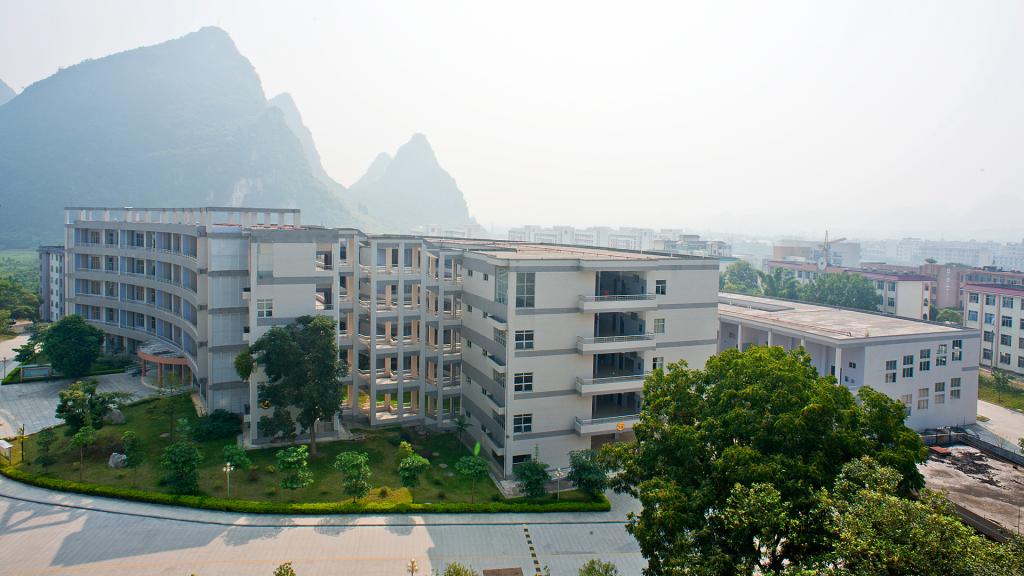 教学楼-欢迎光临河池学院官网
